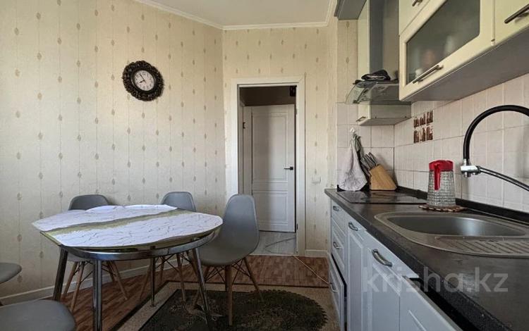 3-бөлмелі пәтер · 70 м² · 11/16 қабат, мкр №1, 1-й Микрорайон, бағасы: 48.5 млн ₸ в Алматы, Ауэзовский р-н — фото 2