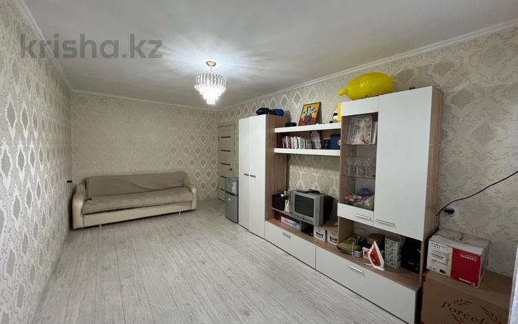 2-комнатная квартира, 45 м², 4/5 этаж, мкр Юго-Восток, Сатыбалдина 8 — Строителей