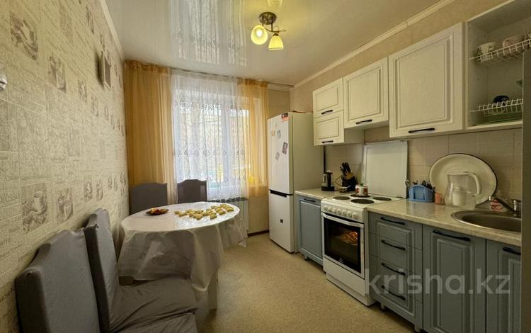 4-комнатная квартира, 86 м², 2/9 этаж, Камзина 58/1 за 30.6 млн 〒 в Павлодаре — фото 2