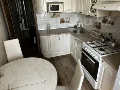 2-бөлмелі пәтер · 48.5 м² · 1/5 қабат, Акимжанова, бағасы: 12.8 млн ₸ в Актобе, мкр. Курмыш