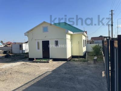 Отдельный дом · 2 комнаты · 60 м² · 8 сот., мкр Байтак-2, 6 66 — Рядом со школой за 17.5 млн ₸ в Атырау