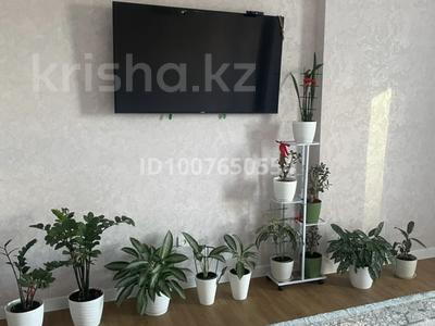 2-комнатная квартира · 92 м² · 5/14 этаж, мкр 11, Аз наурыз за 38 млн ₸ в Актобе