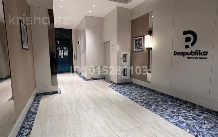 1-комнатная квартира · 44.6 м² · 2/9 этаж, Е 36 9 — «ЖК Respublika, улица Сыганак, рядом с Хан Шатыром» за 300 000 ₸ в Астане, Нура р-н — фото 2