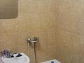 2-комнатная квартира · 46 м² · 1/5 этаж, мкр Юго-Восток, Университетская 23 за 180 000 ₸ в Караганде, Казыбек би р-н — фото 2