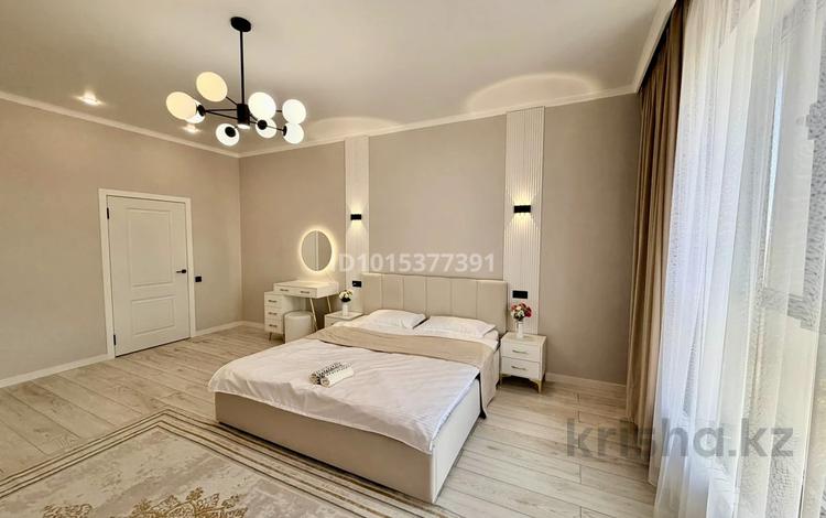 2-комнатная квартира · 72 м² · 12/13 этаж, Журавлева 26 за 500 000 ₸ в Алматы, Бостандыкский р-н — фото 2