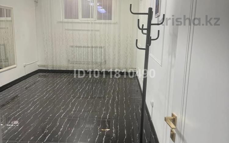 Свободное назначение, склады, салоны красоты, студии · 32 м² за 220 000 ₸ в Алматы, Бостандыкский р-н — фото 2