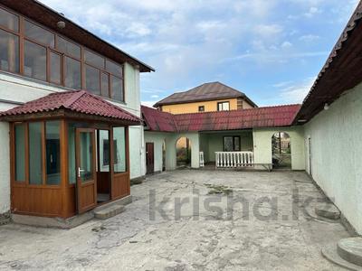 Отдельный дом · 6 комнат · 172 м² · 13 сот., ул. Айнабулак 2 за 32 млн ₸ в Талдыкоргане