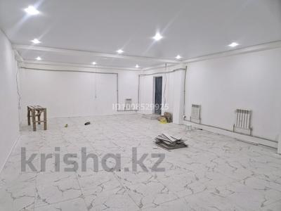 Еркін · 65 м², бағасы: 250 000 ₸ в Усть-Каменогорске, Меновное