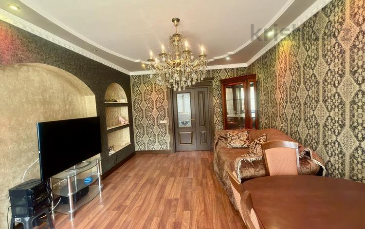 3-бөлмелі пәтер · 85 м² · 3/5 қабат, Достык 43 — Кабанбай батыра, бағасы: 650 000 ₸ в Алматы, Медеуский р-н — фото 2