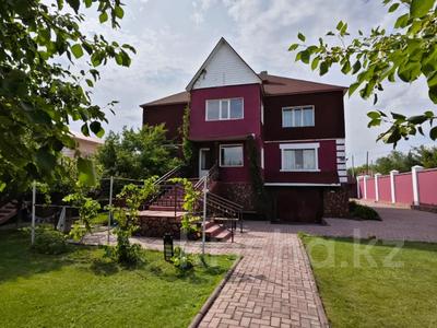 Отдельный дом · 10 комнат · 387.3 м² · 10 сот., Бостандык 52 за 65 млн 〒 в Семее