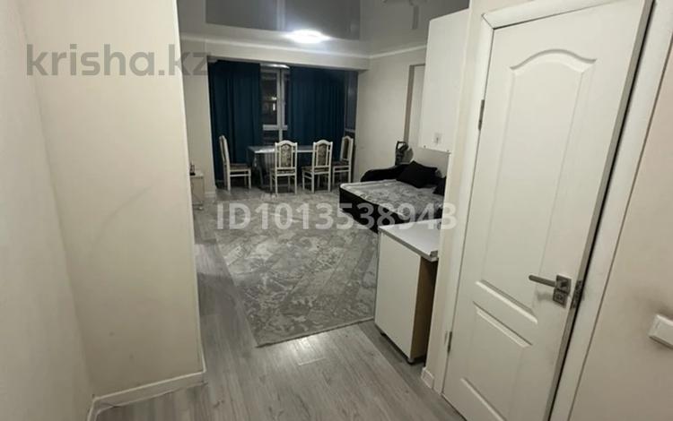 1-комнатная квартира · 48 м² · 1/10 этаж, Толе би 285/8 к2 за 250 000 ₸ в Алматы, Ауэзовский р-н — фото 2