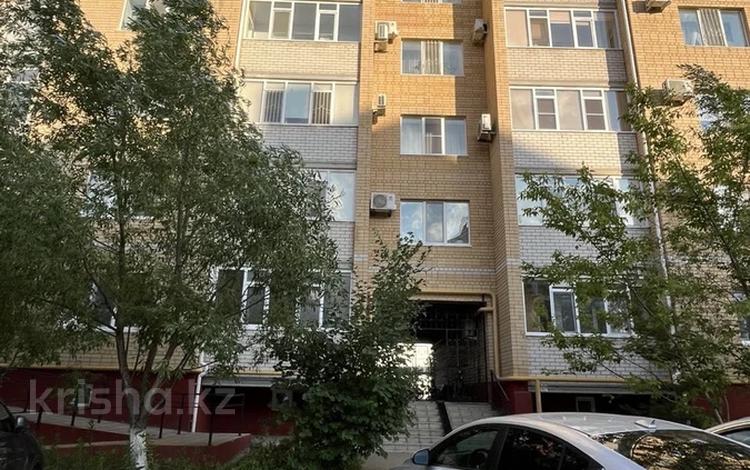 1-бөлмелі пәтер · 50 м² · 3/5 қабат, Алтын орда ш/а. 22/1 — Тауылсыздык, бағасы: 150 000 ₸ в Актобе, мкр. Алтын орда — фото 2