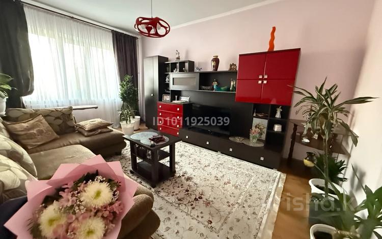 2-бөлмелі пәтер · 54 м² · 4/5 қабат, Мкр Боралдай (Бурундай), бағасы: 25 млн ₸ в мкр Водник-3 — фото 3