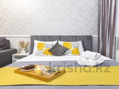 1-комнатная квартира · 55 м² · 5/10 этаж, Туркестан 10 — Орынбор за 18 000 ₸ в Астане, Есильский р-н