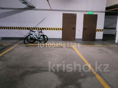 Паркинг · 18 м² · Кабанбай батыра 60 — Около Мега Силквей за 30 000 〒 в Астане, Есильский р-н