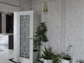 6-бөлмелі пәтер · 270 м² · 9/10 қабат, 17-шағынаудан, Рыскулова 62б, бағасы: 140 млн ₸ в Шымкенте, Аль-Фарабийский р-н — фото 13