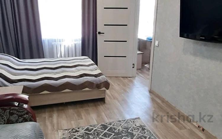 1-комнатная квартира · 38 м², Казахстан за 10 000 ₸ в Усть-Каменогорске — фото 11