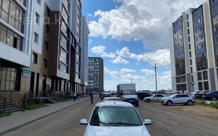 3-комнатная квартира · 102.9 м² · 3/10 этаж, Нажимеденова 39 за 42.1 млн ₸ в Астане, Сарайшык р-н — фото 2