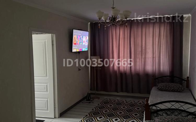 2-комнатная квартира · 45 м² · 1/3 этаж, Ахметова 10 — Возле Аэропорта за 18 000 〒 в Алматы, Турксибский р-н — фото 2