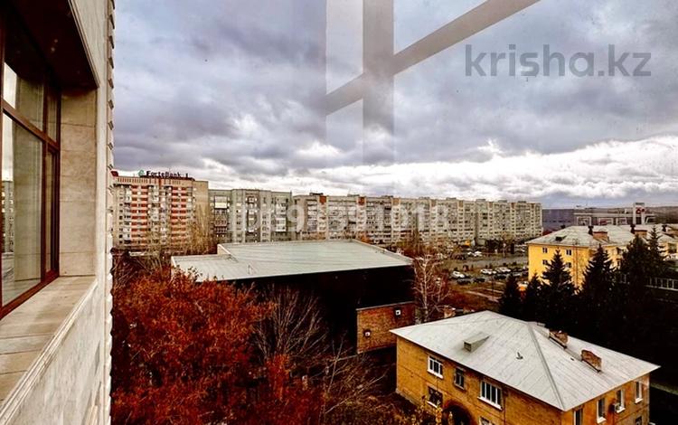 3-комнатная квартира, 109 м², 6 этаж, Тохтарова 40 за 85 млн 〒 в Усть-Каменогорске — фото 2