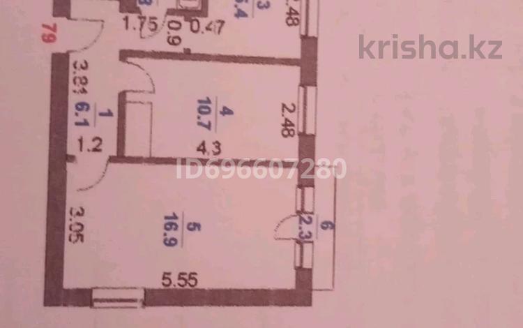 2-комнатная квартира, 42 м², 5/5 этаж, 2 мкр 45 — ТЦ Казахстан за 4.5 млн 〒 в Степногорске — фото 5