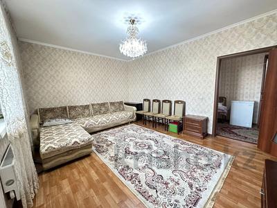 2-комнатная квартира, 62 м², 8/9 этаж, мкр Аксай-1А за 32 млн 〒 в Алматы, Ауэзовский р-н