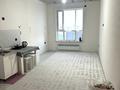 2-комнатная квартира · 44.3 м² · 3 этаж, Кабанбай батыр 63 за 190 000 ₸ в Астане, Есильский р-н — фото 2