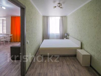 2-комнатная квартира, 45 м², 2/5 этаж помесячно, Утепова 23 за 130 000 〒 в Усть-Каменогорске