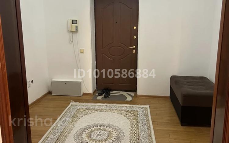 3-комнатная квартира · 120 м² · 10/10 этаж, мкр 5, Алия Молдагулова 13 Б — Вечный огонь за 200 000 〒 в Актобе — фото 2