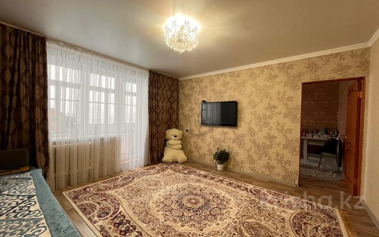 4-комнатная квартира · 80 м² · 7/9 этаж, мкр Юго-Восток, Мкр Юго-Восток. ШАХТЕРОВ 5 — Шахтеров 5 напротив Центральной Мечети за 28 млн ₸ в Караганде, Казыбек би р-н — фото 2