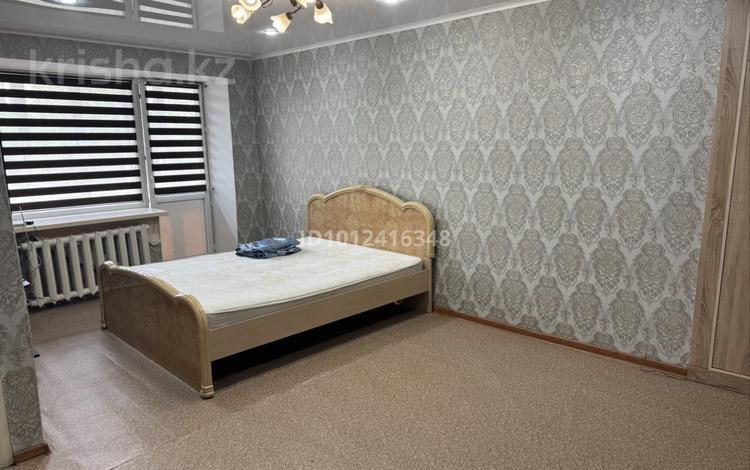 1-комнатная квартира · 30 м² · 3/3 этаж, 72 квартал 17 за 150 000 ₸ в Семее, Красный Кордон — фото 8