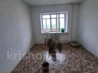 Продажа квартир в Жетысу обл.: 2-комнатная квартира · 43 м² · 4/5 этаж, 4мкрн — Коммунальный рынок за ~ 13.8 млн 〒 2-комнатная квартира · 43 м² · 4/5 этаж, 4мкрн — Коммунальный рынок за ~ 13.8 млн 〒 в Талдыкоргане, мкр Жастар