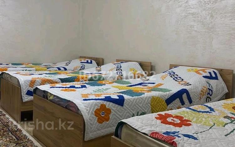 2-комнатная квартира · 50 м² · 1/1 этаж, Құдас жүнсысбеков за 10 000 ₸ в Туркестане — фото 2