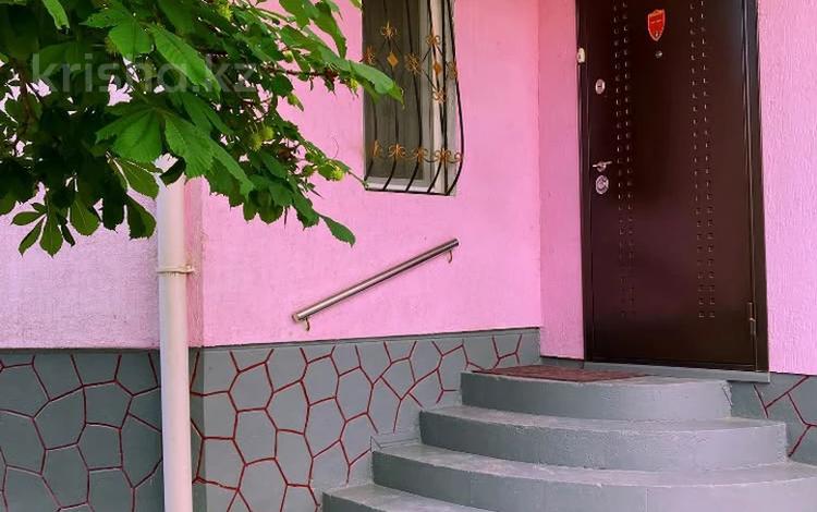 Жеке үй · 4 бөлме · 235 м² · 5 жүзд., 18 мкр, бағасы: 1 млн ₸ в Конаеве — фото 2