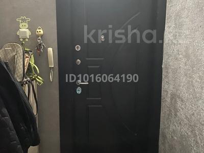 2-комнатная квартира · 52.8 м² · 9/9 этаж, мкр Аксай-2 26 за 38 млн ₸ в Алматы, Ауэзовский р-н