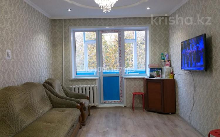 3-комнатная квартира · 57 м² · 2/5 этаж, 35-ый квартал 4 — Шугаева за 22.5 млн ₸ в Семее — фото 2