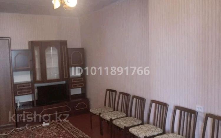 1-комнатная квартира · 40 м² · 3/5 этаж, мкр СМП 136 6 за 130 000 ₸ в Атырау — фото 2