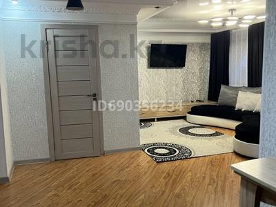 2-комнатная квартира, 70 м², 6/9 этаж помесячно, Назарбаева за 200 000 〒 в Талдыкоргане