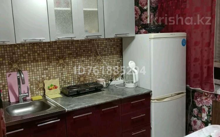 1-бөлмелі пәтер · 33 м² · 4/5 қабат, Крылова 83 — Бассейн Дельфин, бағасы: 12 000 ₸ в Усть-Каменогорске, Ульбинский — фото 5