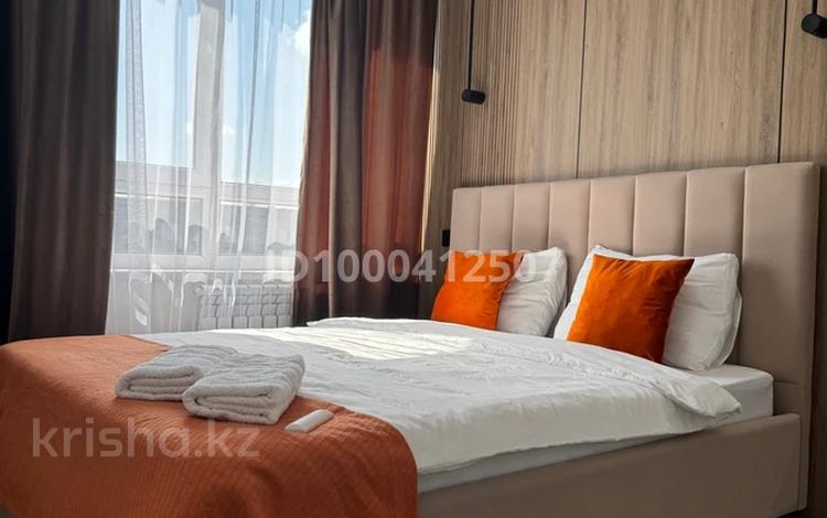 1-комнатная квартира · 55 м², Жандосова за 22 500 〒 в Алматы, Бостандыкский р-н — фото 19