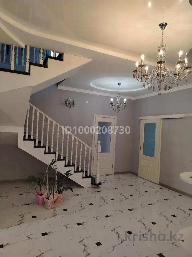 Отдельный дом · 4 комнаты · 250 м² · 10 сот.