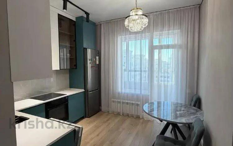 1-комнатная квартира · 42 м² · 8/9 этаж, Бокейханова 20 — Триумфальная Арка, Ботанический сад за 280 000 ₸ в Астане, Есильский р-н — фото 2