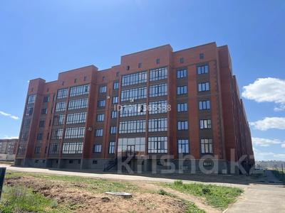 4-бөлмелі пәтер · 136 м² · 4/5 қабат, мкр. Алтын орда 100в, бағасы: 39 млн ₸ в Актобе