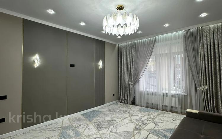 2-бөлмелі пәтер · 72 м² · 1/3 қабат, Бисена жумагалиева 27/2, бағасы: 28.5 млн ₸ в Уральске — фото 4