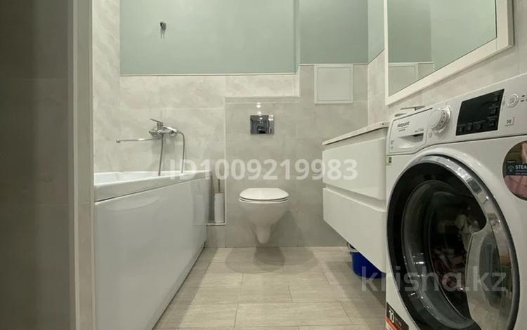 3-комнатная квартира · 110 м² · 5/10 этаж, мкр Нурсая, Т. Жумагалиева 10 за 350 000 ₸ в Атырау — фото 2