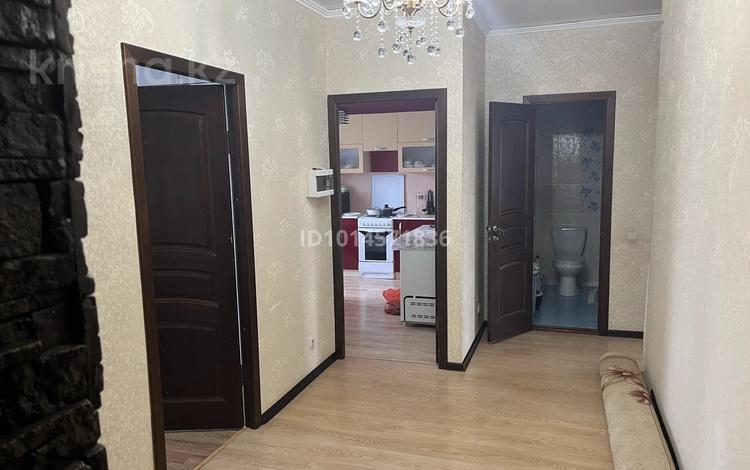 3-комнатная квартира · 80 м² · 5/10 этаж, мкр Юго-Восток, Сарыарқа 31 за 34 млн ₸ в Караганде, Казыбек би р-н — фото 2