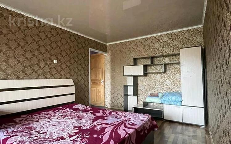1-комнатная квартира · 31 м² · 5/5 этаж, 6-й мкр. 33 за 6 млн ₸ в Темиртау — фото 2