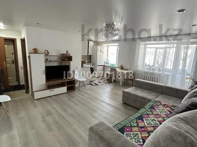 3-бөлмелі пәтер · 59 м² · 4/5 қабат, 11а шағынауданы, Магнитогорская 47 — Рядом кафе Ласточка, бағасы: 170 000 ₸ в Караганде, Алихана Бокейханова р-н