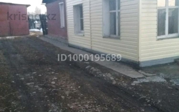 Үйдің бір бөлігі · 3 бөлме · 56 м² · 10 сот., Меновное, бағасы: 13 млн 〒 в Усть-Каменогорске, Ахмирово — фото 2