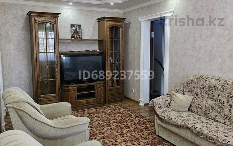 2-комнатная квартира · 45 м² · 4/5 этаж, мкр Центральный, Ул.Абая — Отбасы банк за 160 000 ₸ в Атырау — фото 2